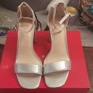 Kelly & Katie Caital Sandal Women's Size 7 M, Silver